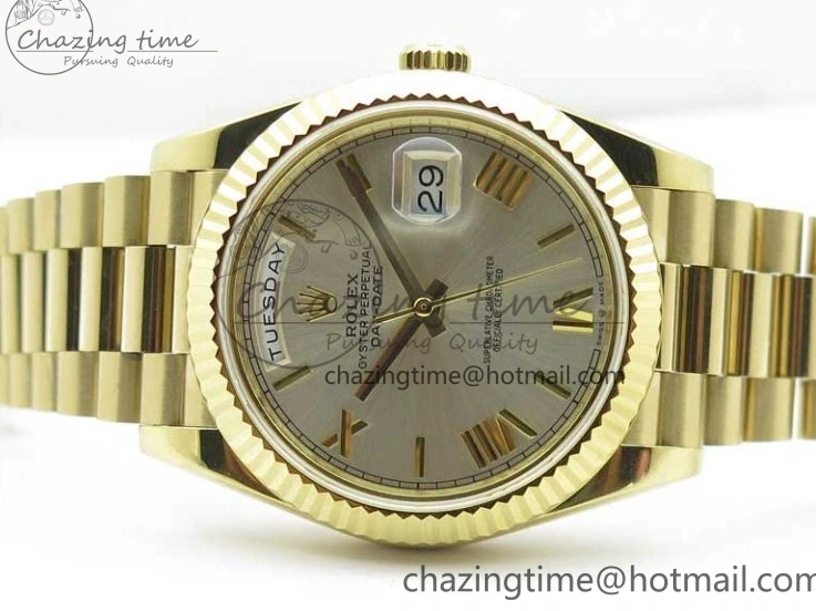 0116 Day-Date 40mm 228239 BP New Dial Version 904 YG Silver Roman Markers Dial on SS President Bracelet A Popular 2806